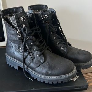 Black Hiking boots